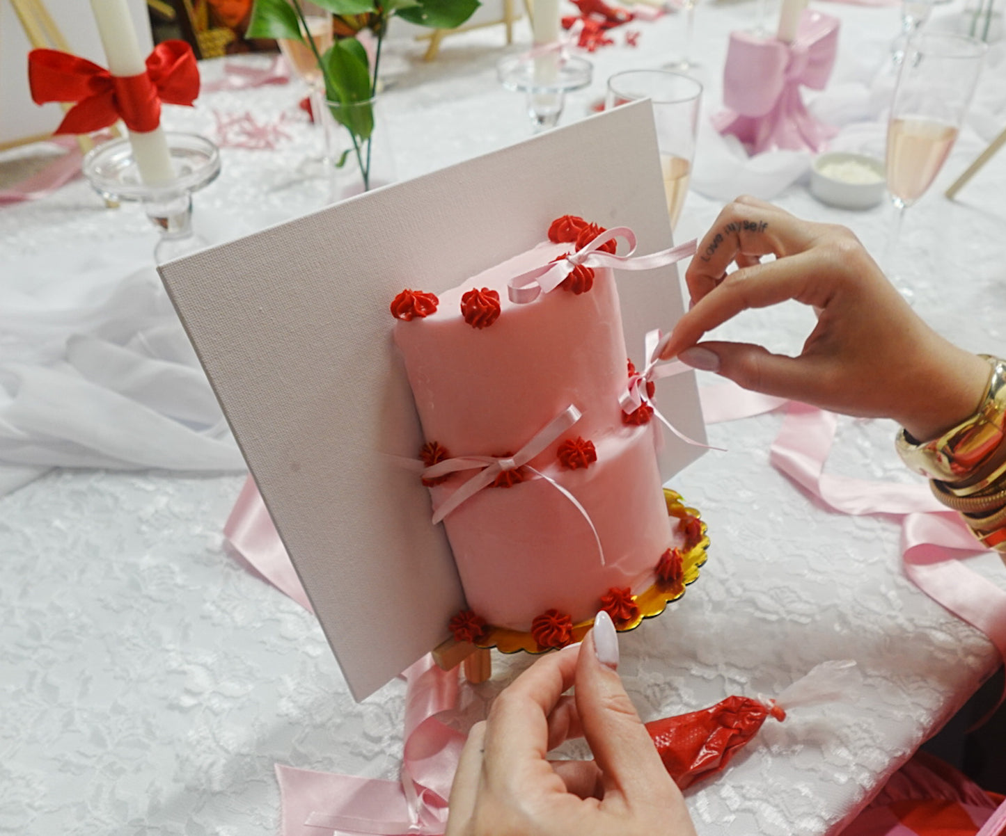 Galentine’s Vintage Cake Box